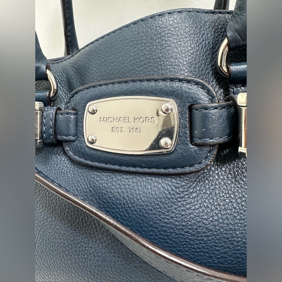 Michael Kors blue leather shoulder satchel - Picture 2 of 10